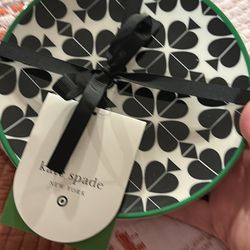 Set Of 4 Kate Spade Plates New 