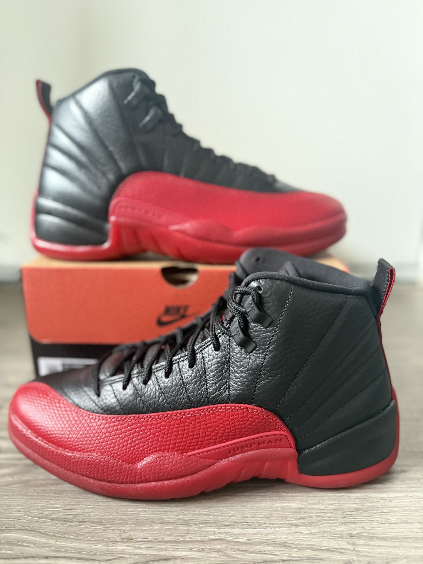 Mens Size 9 Jordan 12 Retro Flu Game Bred