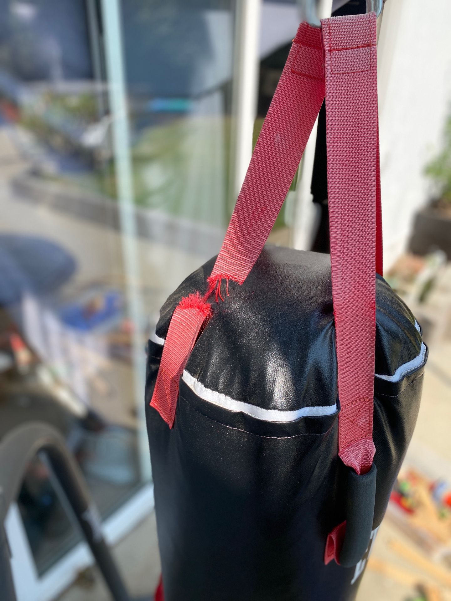 EVERLAST MMA OmniStrike 80lb. Heavy Bag NO STAND for Sale in Los