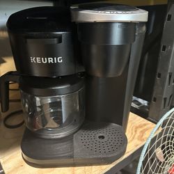 Kuerig With Coffee Pot 