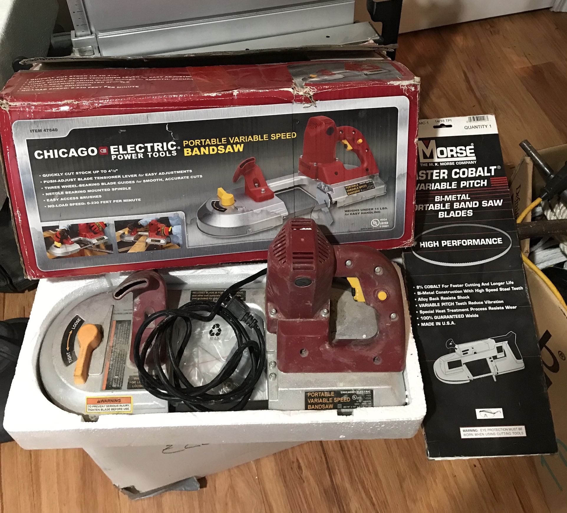 Chicago Electric Power Tools Bandsaw