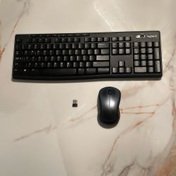 Logitech Wireless Keyboard + Mouse