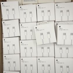 Multiple iPhone Chargers USB C only 