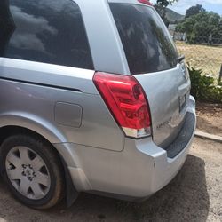 2004 Nissan Quest