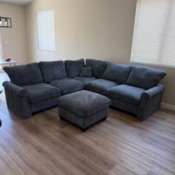 Grey Sectional With Ottoman