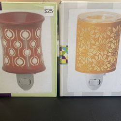Scentsy plugin warmers 
