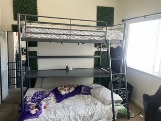 Loft bunk bed with box spring