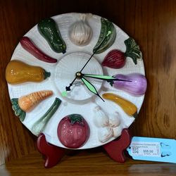 VTG Kitchen Components 3-D Veggie Clock