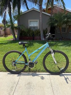 Bike Hybrid “26 wheels