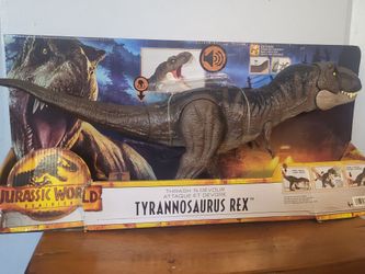 Jurassic World Dominion Thrash 'N Devour Tyrannosaurus Rex
