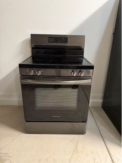 Fridgaire stove