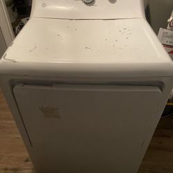 GE 7.2 CU. FT. Electric Dryer.