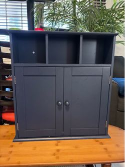 Cabinet brand new
