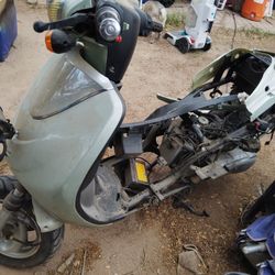 Tng Milano Scooter