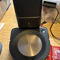 iRobot S9 Roomba