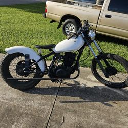 1975 Yamaha 400 Motorcycle