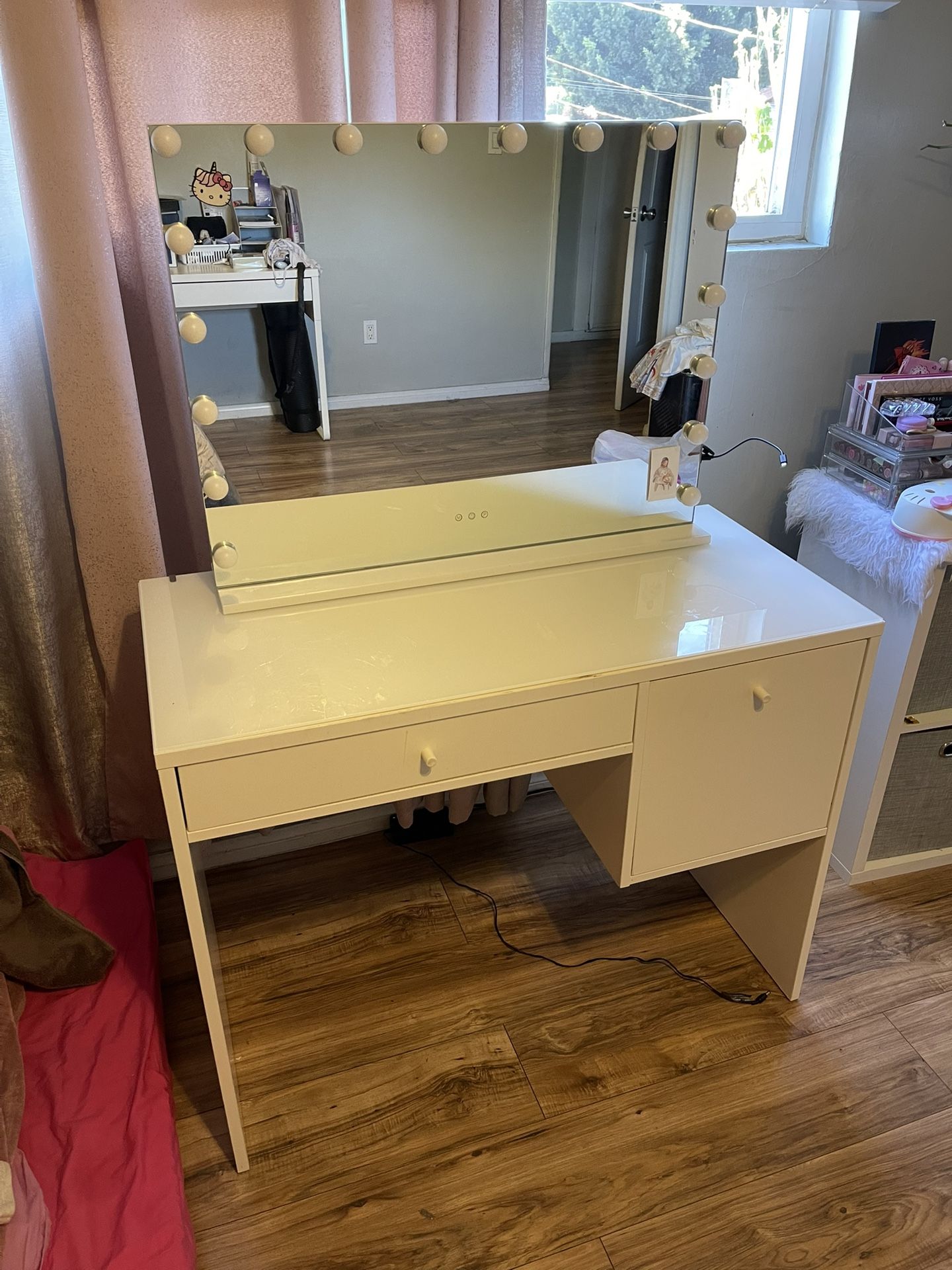 IKEA SYVDE White Desk with Vanity Mirror