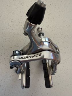 Dura Ace BR-7800 Dual Pivot brake set.
