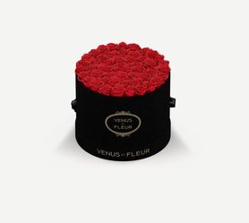 VENUS ET FLEUR Large Round Black Suede Box Arrangement Red 42-49 Eternity Roses