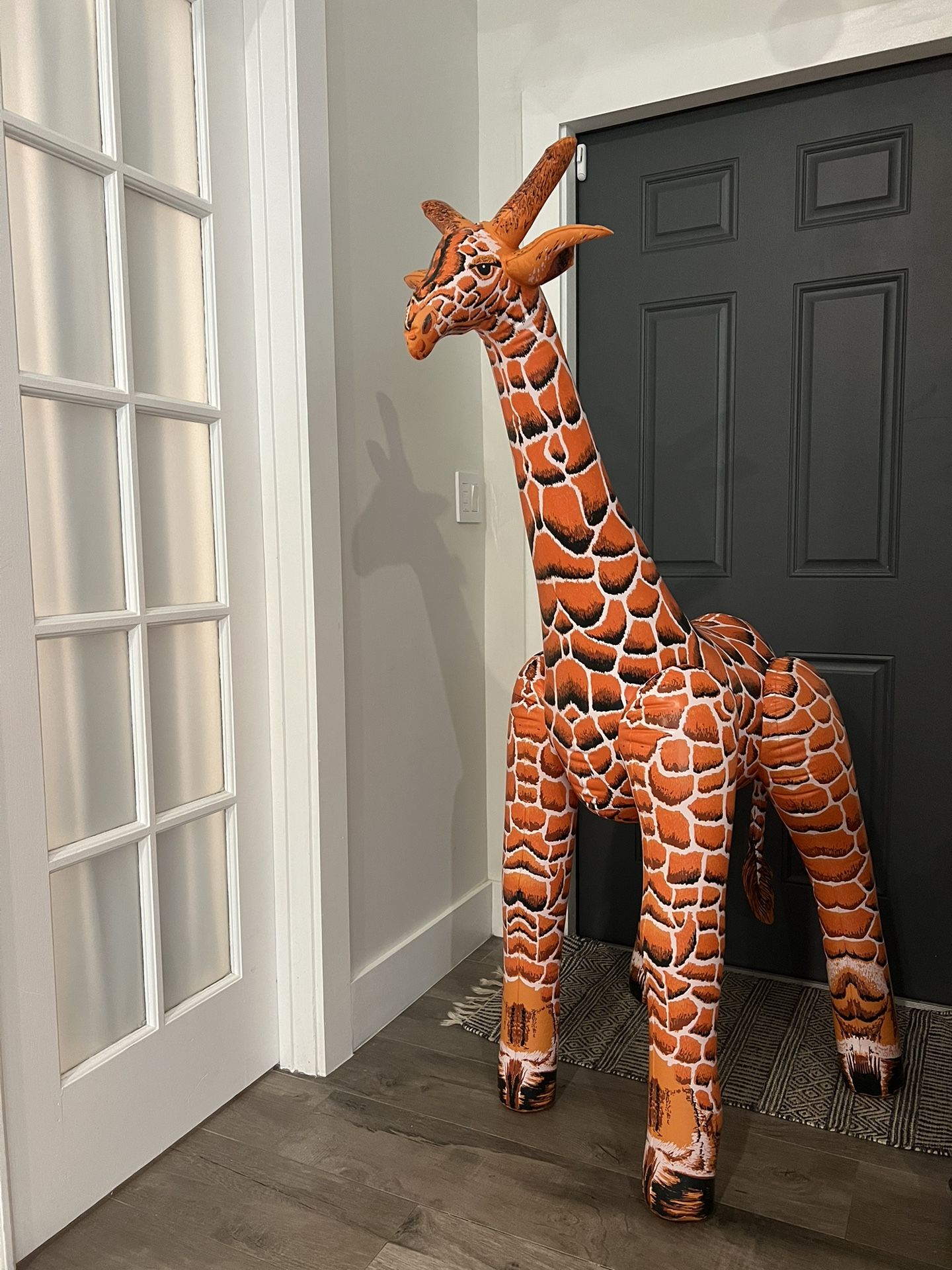 5 FT Inflatable Safari Giraffe