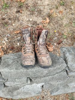 Kids hunting boots