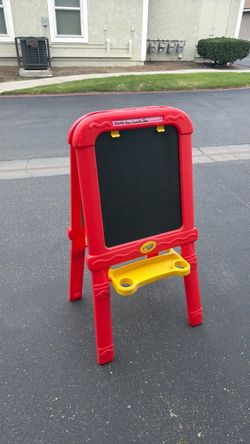 Crayola Kids Art Easel