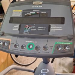 Incline treadmill in good condition, excellent for cardio and calorie strengthening. It's brilliant. You can come pick it up in Atherton.