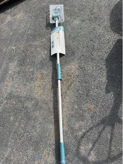 Brand New 63” Anvil Tree Pruner You Must Pick Up
