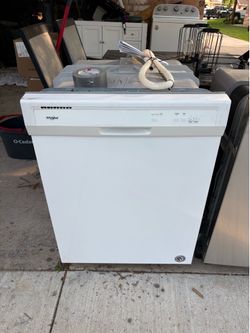 WHIRPOOL IN SINK 24 INCHES DISHWASHER WHITE LAVAPLATOS BUENO
