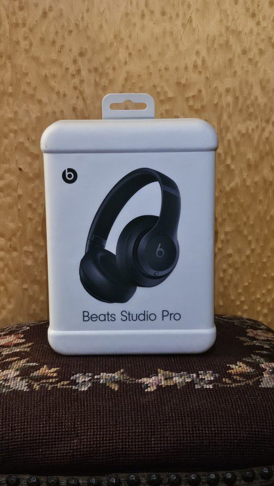 [SEALED] Beats Studio Pro