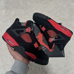 Jordan 4’s Red Thunders Sz/10