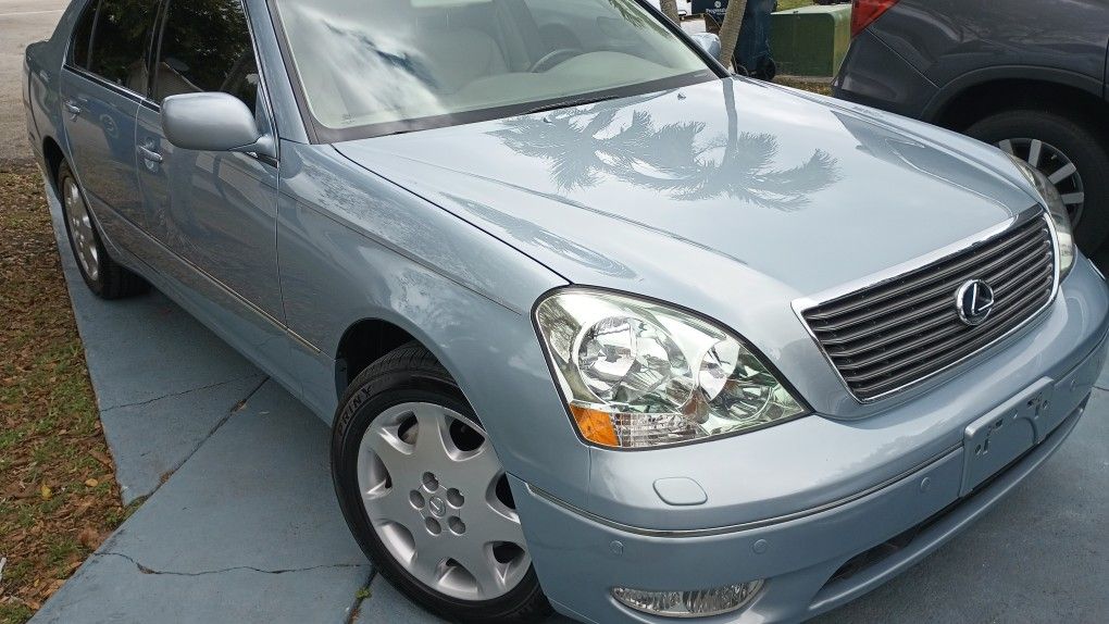 2002 Lexus LS 430