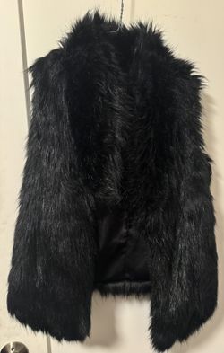 Black Faux Fur Sleeveless Vest Type Jacket Size Petite
