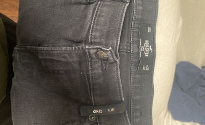 hollister ripped skinny jeans 