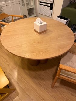 Blu Dot 4/4 Round Dining Table 48" - White Oak (Retail $2,695)