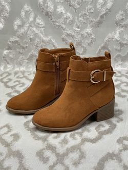 Brown Suede Girl Ankle Boots W/ Buckle Size 11