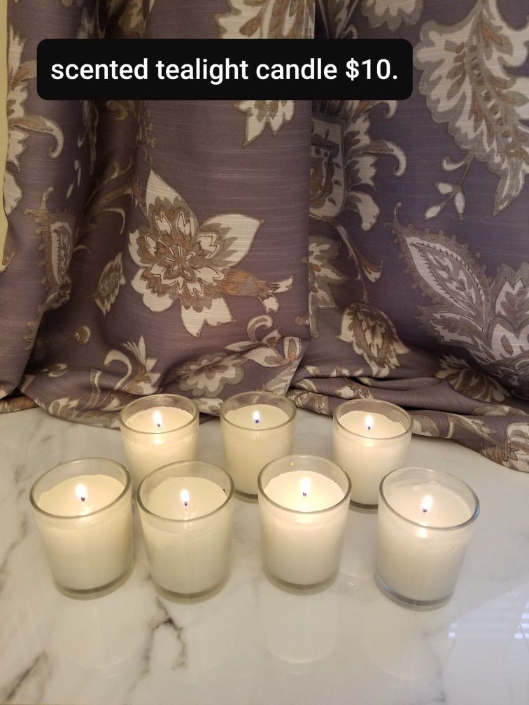 Scented candles with glass holders 