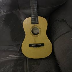 First Act Guitar Mini 
