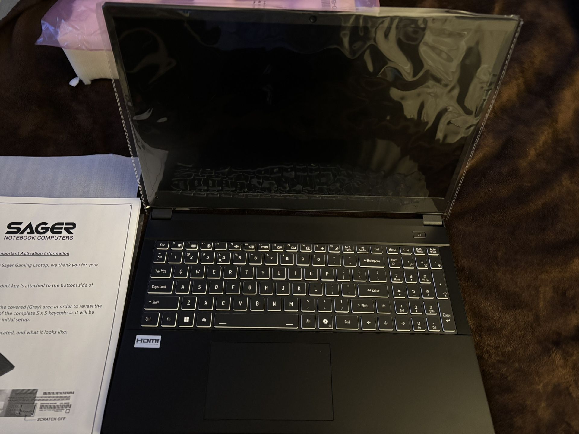 Brand New Gaming Laptop Sager NP5251M ( Clevo V255RNM )