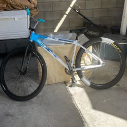 Block Boi Throne Gimme Cash Or Trade Offers