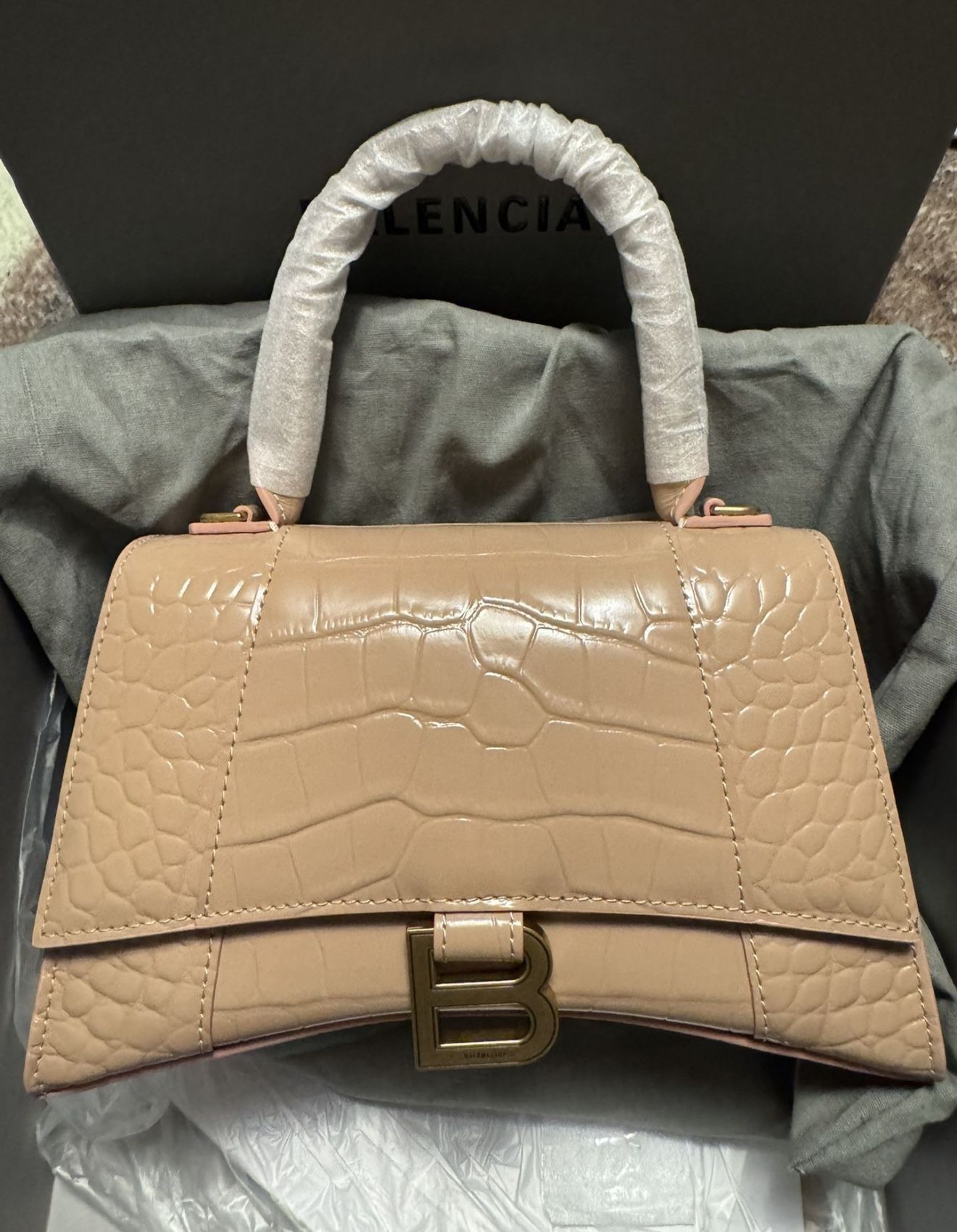 Hourglass Small Shoulder Bag