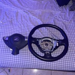 NISSAN 370Z OEM STEERING WHEEL