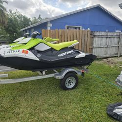 2023 Seadoo 3up/2up and Trailer
