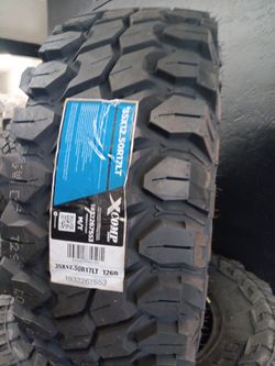 XComp M/T Mud Terrain Tire 35X12.50R17LT