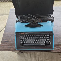 Brother Cassette Typewriter With Case