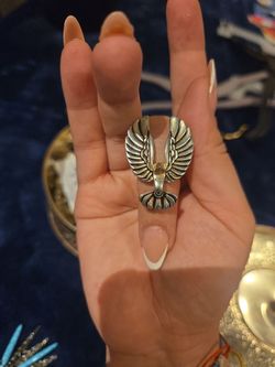 Eagle ring
