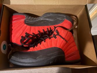 Jordan 12s size 10