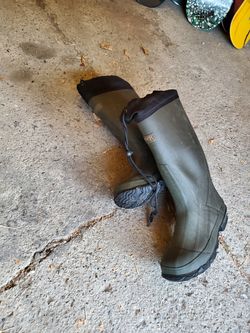 Ranger insolated muck boots size 6