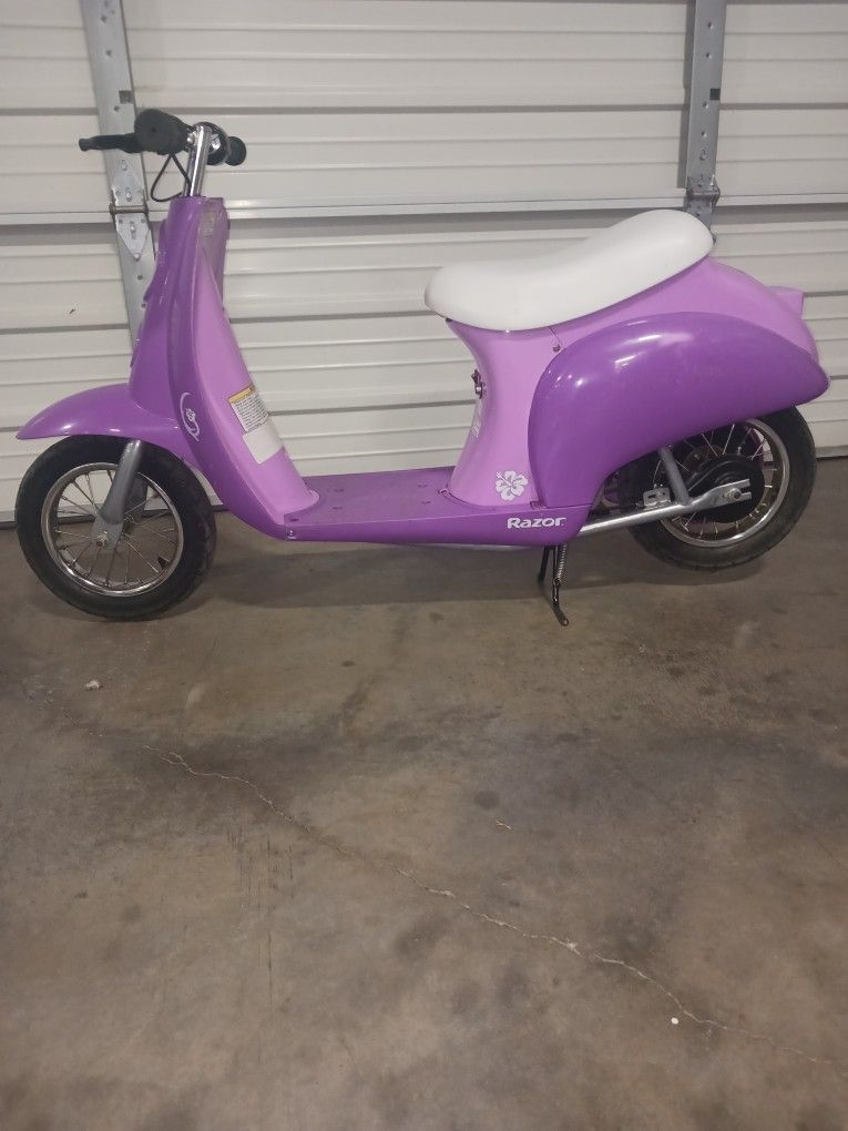 Razor Pocket Mod Mini Electric Ride-on Scooter W/ Trunk