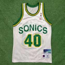Vintage Seattle SuperSonics Shawn Kemp Jersey Small